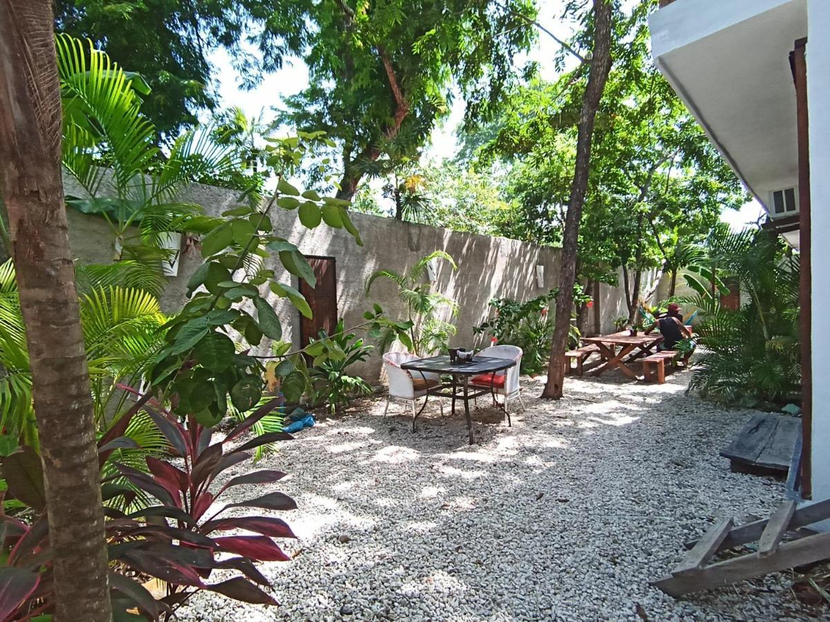 Casa de hóspedes Primitive Selfcheck-in Adults Only 2*